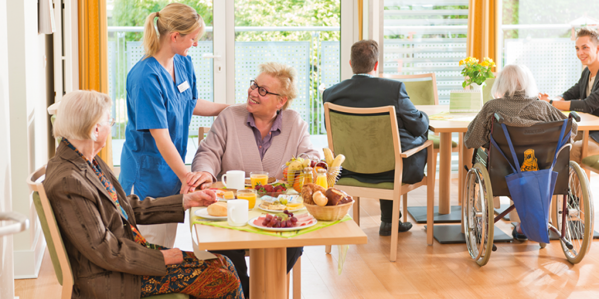 SEK_Demenzstation-Fruehstueck