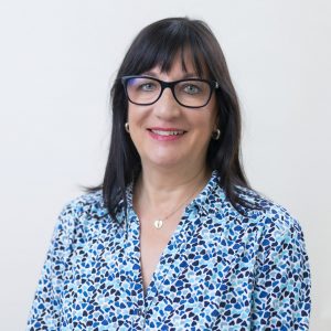 Frau Mannes-Müller, Telefon 04521-802 493, Fax 04521-802 415, sozialdienst@sek-eutin.de